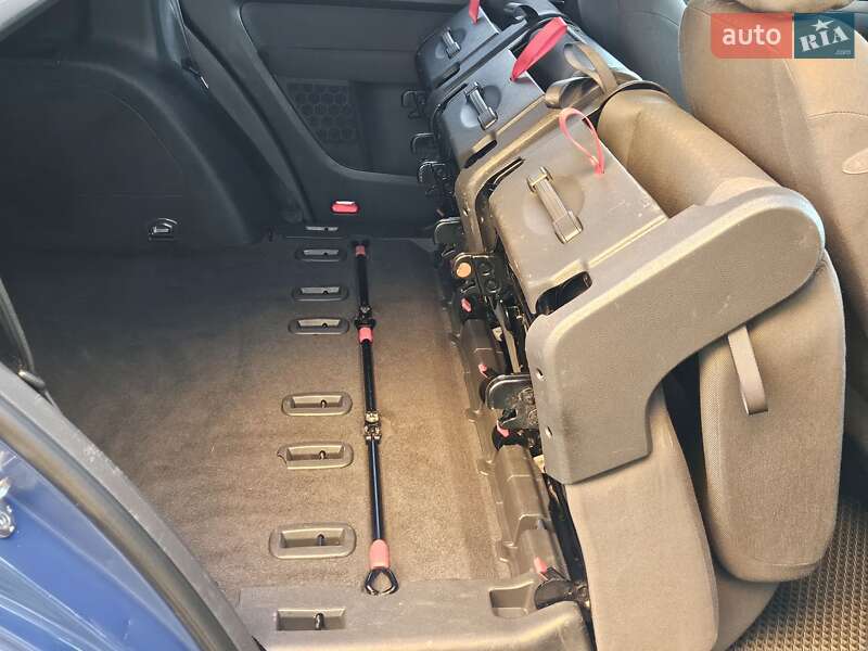 Минивэн Volkswagen Touran 2004 в Дрогобыче