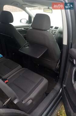 Минивэн Volkswagen Touran 2007 в Житомире