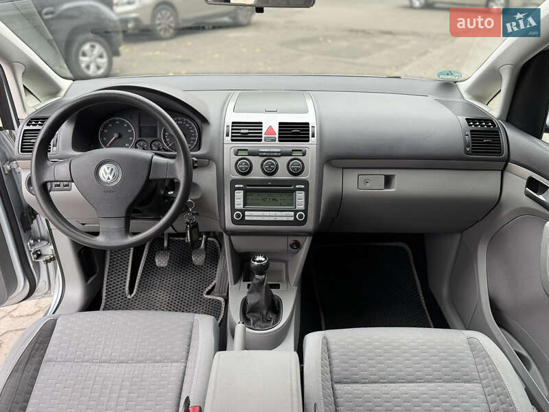 Минивэн Volkswagen Touran 2008 в Черкассах фото 36 Минивэн Volkswagen Touran 2008 в Черкассах