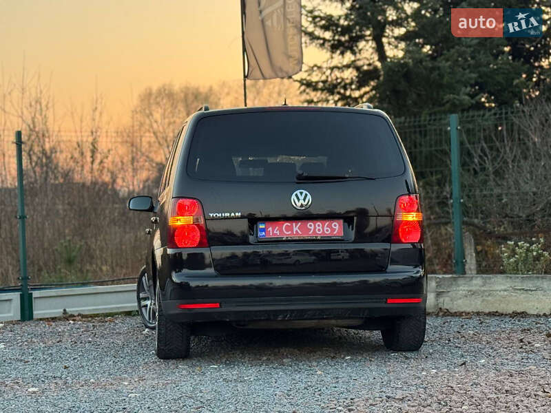 Минивэн Volkswagen Touran 2008 в Дрогобыче
