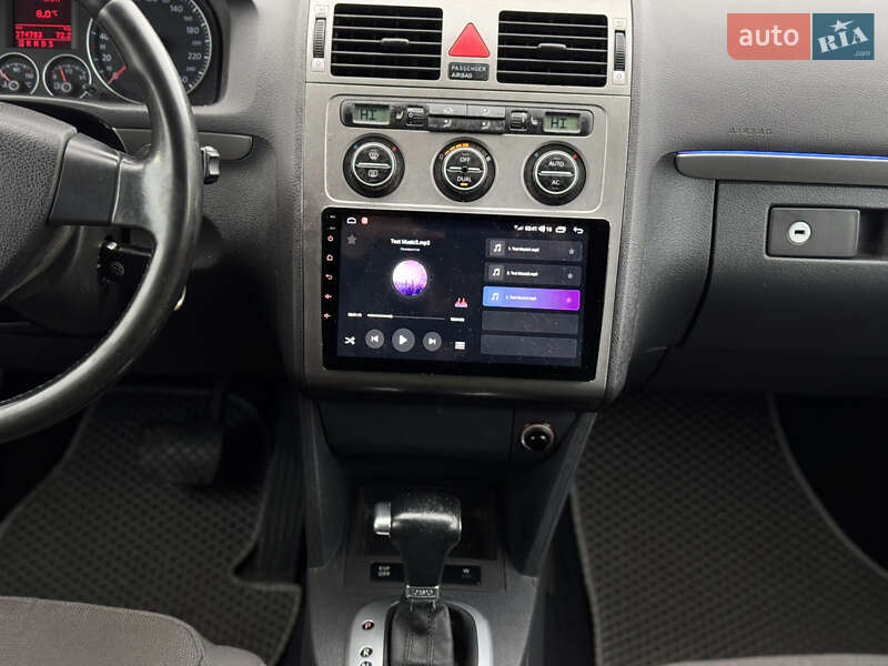 Минивэн Volkswagen Touran 2007 в Сарнах