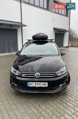 Мікровен Volkswagen Touran 2017 в Бориславі