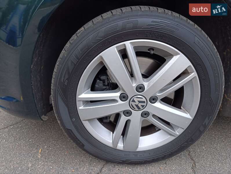 Минивэн Volkswagen Touran 2013 в Киеве фото 15 Минивэн Volkswagen Touran 2013 в Киеве