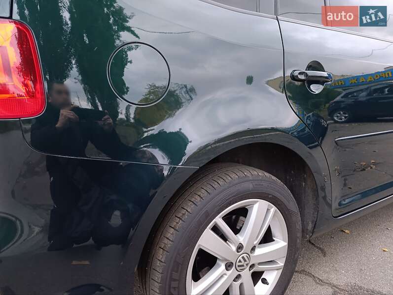 Минивэн Volkswagen Touran 2013 в Киеве фото 18 Минивэн Volkswagen Touran 2013 в Киеве