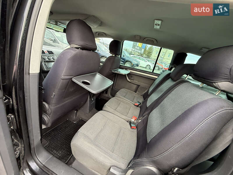 Минивэн Volkswagen Touran 2006 в Стрые фото 37 Минивэн Volkswagen Touran 2006 в Стрые