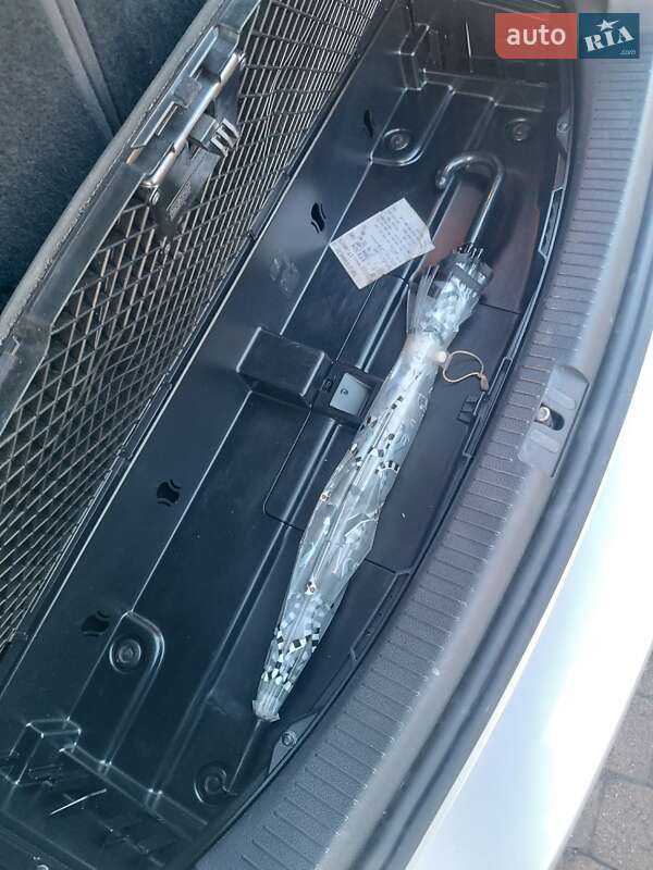 Минивэн Volkswagen Touran 2012 в Радивилове фото 12 Минивэн Volkswagen Touran 2012 в Радивилове