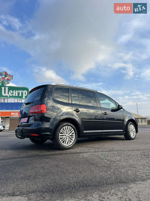 Мінівен Volkswagen Touran 2015 в Луцьку
