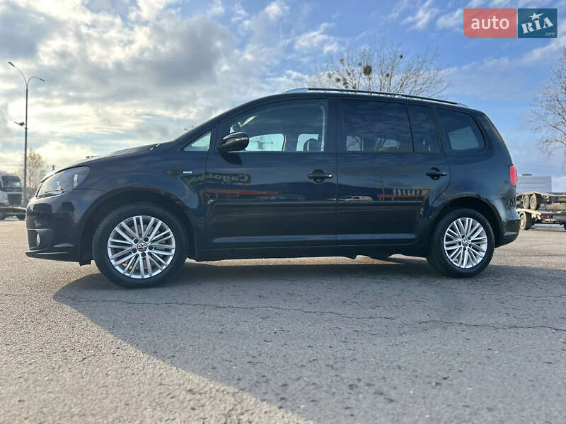 Мінівен Volkswagen Touran 2015 в Луцьку