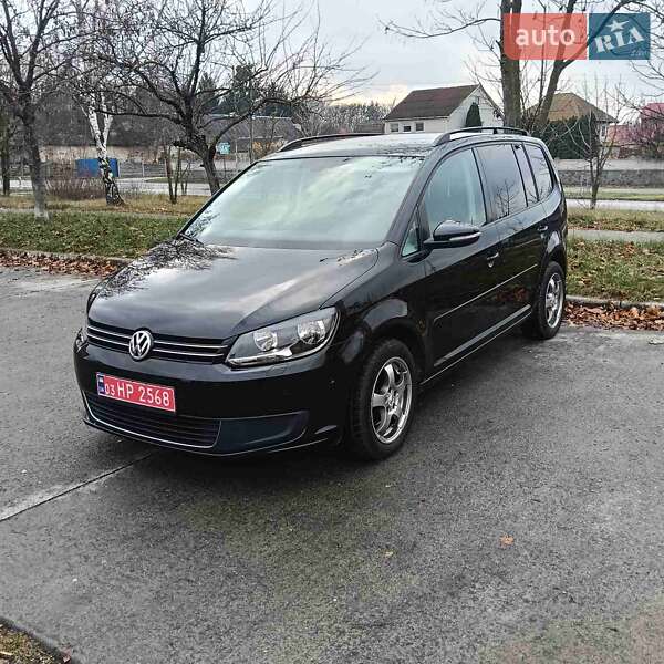 Минивэн Volkswagen Touran 2011 в Звягеле