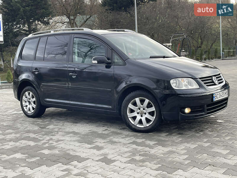 Мінівен Volkswagen Touran 2004 в Самборі
