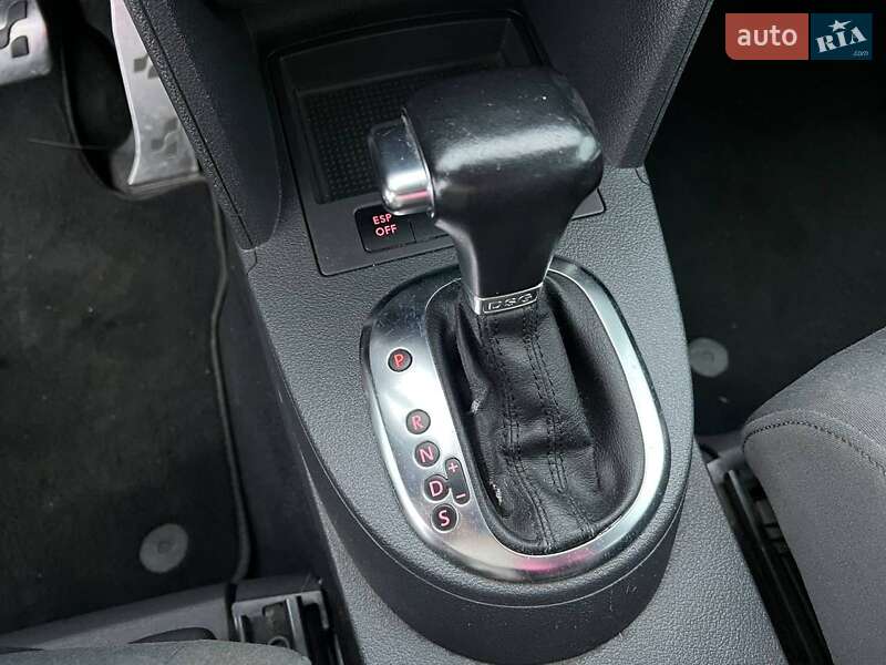 Минивэн Volkswagen Touran 2009 в Львове