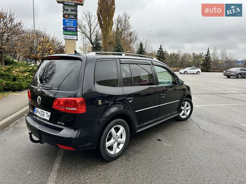 Минивэн Volkswagen Touran 2013 в Киеве