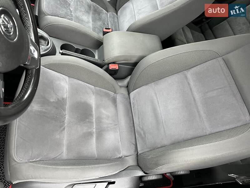 Минивэн Volkswagen Touran 2013 в Киеве