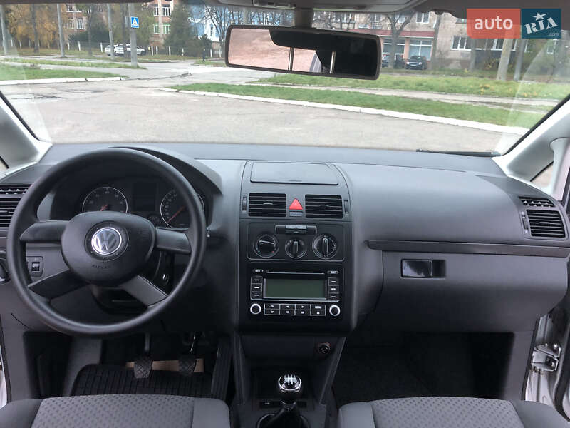 Минивэн Volkswagen Touran 2005 в Ровно фото 34 Минивэн Volkswagen Touran 2005 в Ровно