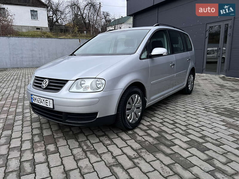 Минивэн Volkswagen Touran 2005 в Малине фото 2 Минивэн Volkswagen Touran 2005 в Малине