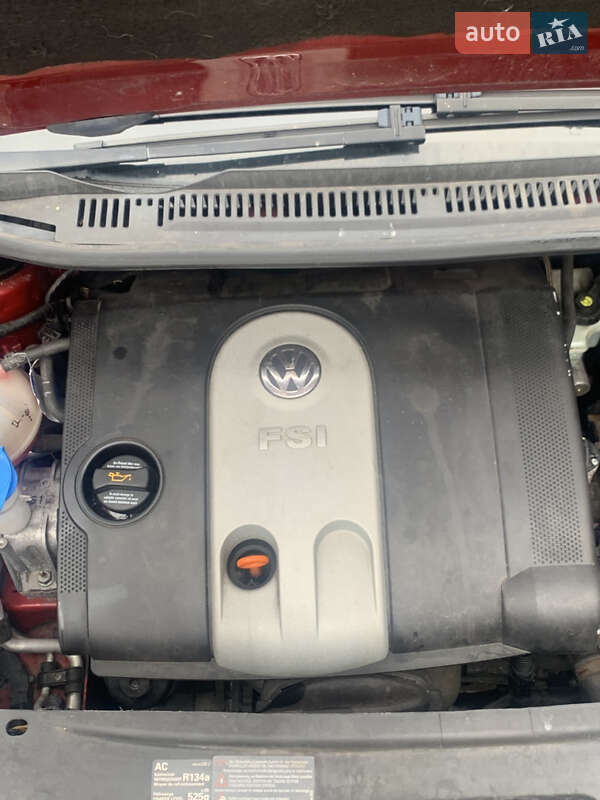 Минивэн Volkswagen Touran 2004 в Миргороде