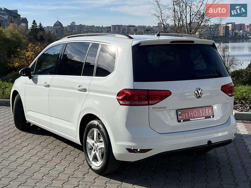 Микровэн Volkswagen Touran 2020 в Тернополе
