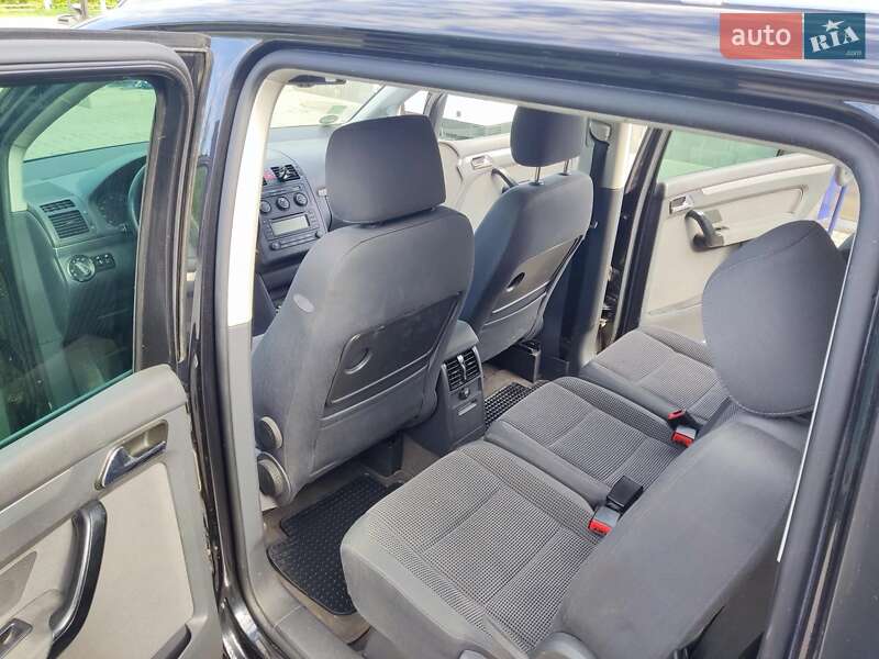 Минивэн Volkswagen Touran 2003 в Ивано-Франковске