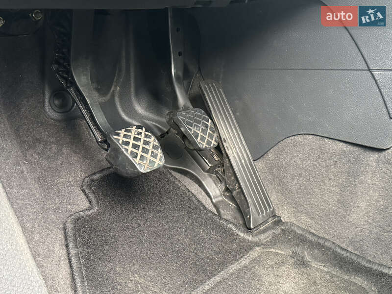 Мінівен Volkswagen Touran 2005 в Лубнах фото 35 Мінівен Volkswagen Touran 2005 в Лубнах