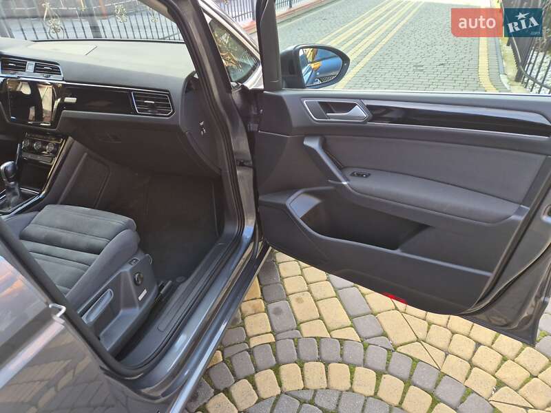 Микровэн Volkswagen Touran 2019 в Ковеле фото 12 Микровэн Volkswagen Touran 2019 в Ковеле