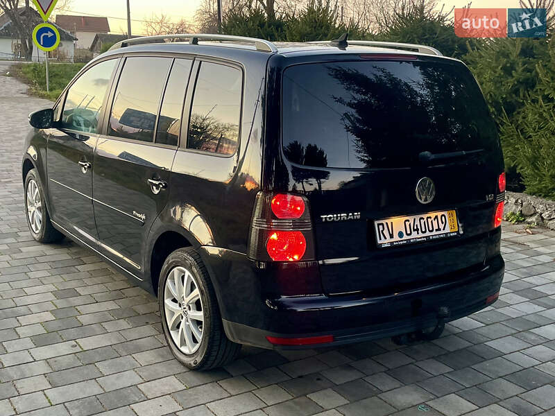 Минивэн Volkswagen Touran 2010 в Староконстантинове фото 4 Минивэн Volkswagen Touran 2010 в Староконстантинове