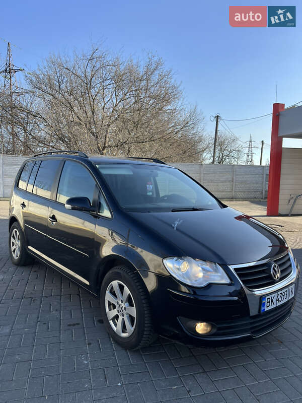 Volkswagen Touran 2009