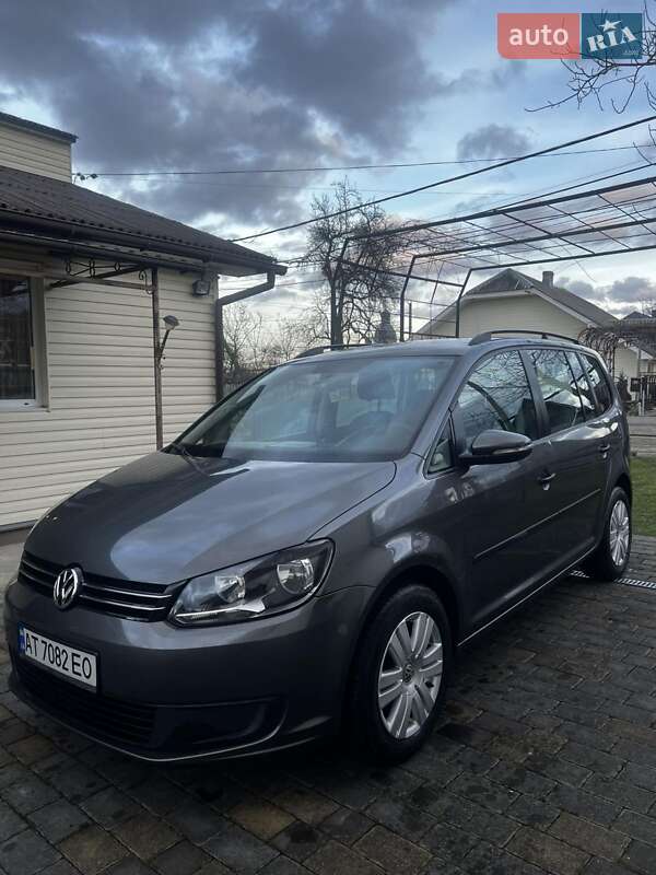 Volkswagen Touran 2015