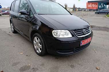 Минивэн Volkswagen Touran 2006 в Луцке