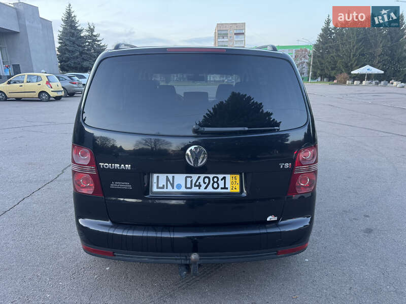 Минивэн Volkswagen Touran 2008 в Ровно