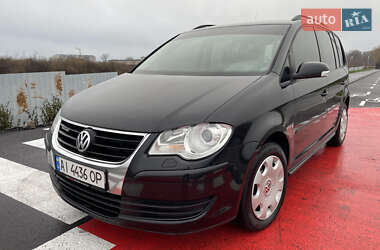 Минивэн Volkswagen Touran 2008 в Виннице
