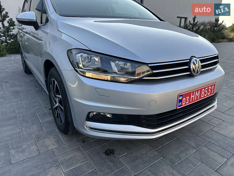 Микровэн Volkswagen Touran 2020 в Луцке