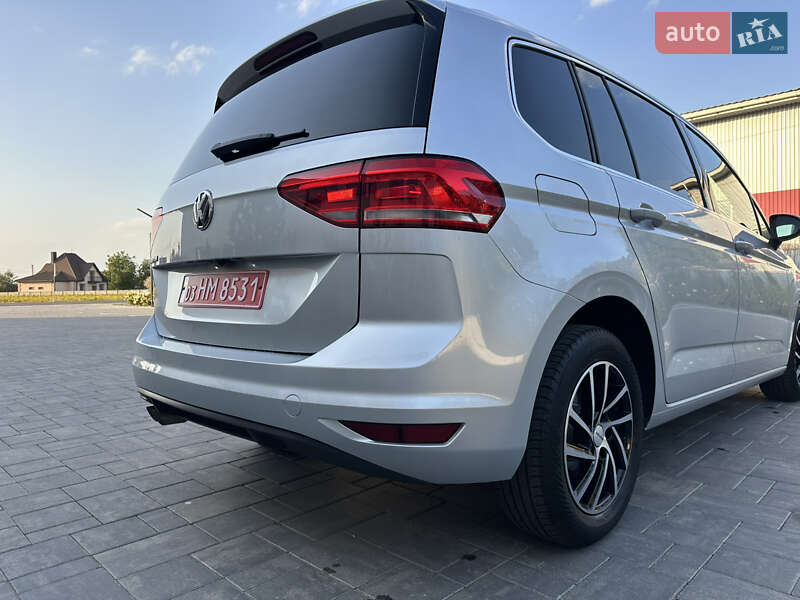 Микровэн Volkswagen Touran 2020 в Луцке