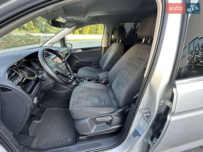 Микровэн Volkswagen Touran 2020 в Луцке