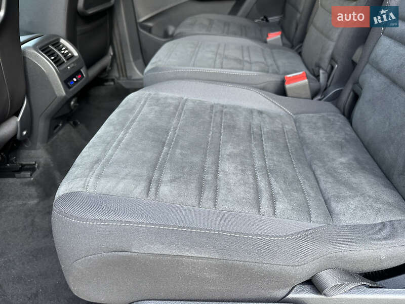 Микровэн Volkswagen Touran 2020 в Луцке