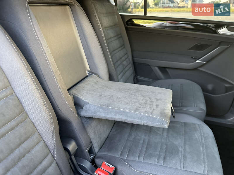 Микровэн Volkswagen Touran 2020 в Луцке