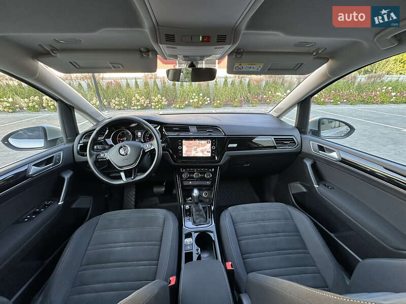 Микровэн Volkswagen Touran 2020 в Луцке