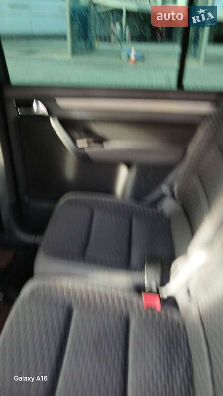 Минивэн Volkswagen Touran 2007 в Киеве