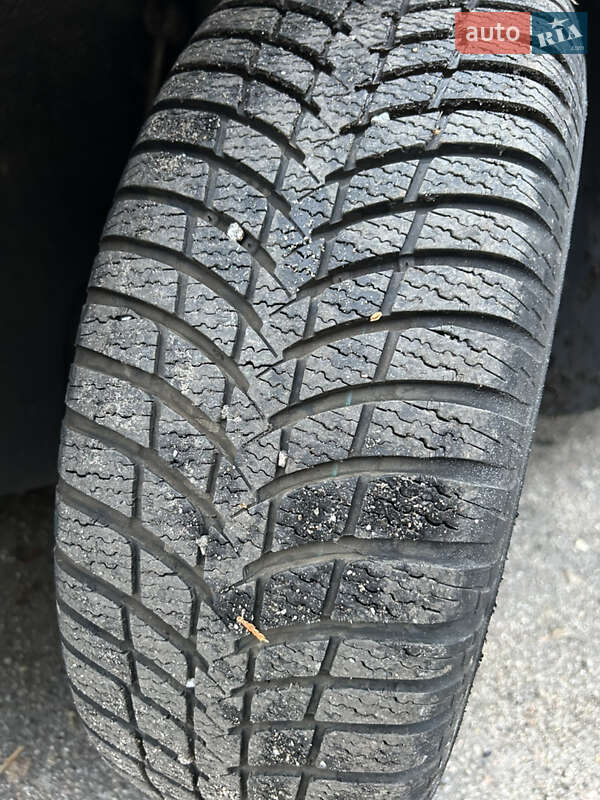 Минивэн Volkswagen Touran 2009 в Золотоноше