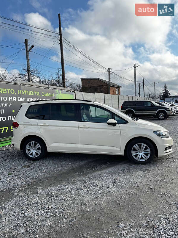 Микровэн Volkswagen Touran 2016 в Белой Церкви