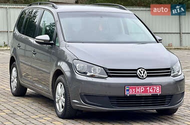 Минивэн Volkswagen Touran 2011 в Луцке