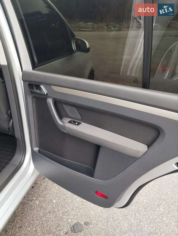 Минивэн Volkswagen Touran 2007 в Бердичеве