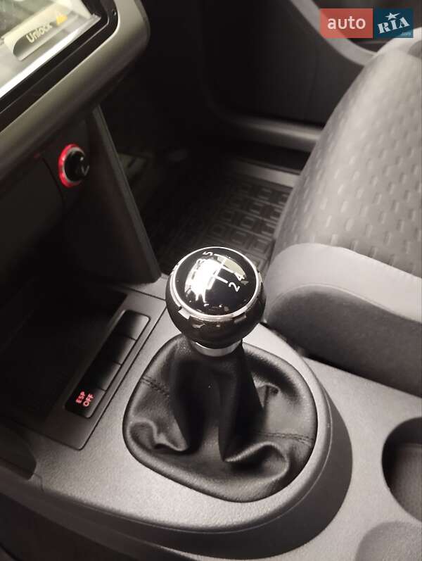 Минивэн Volkswagen Touran 2007 в Бердичеве