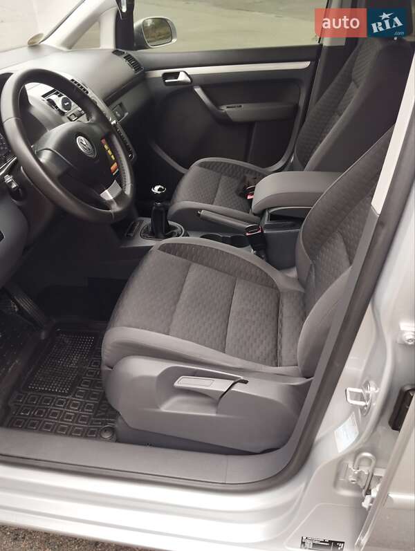 Минивэн Volkswagen Touran 2007 в Бердичеве