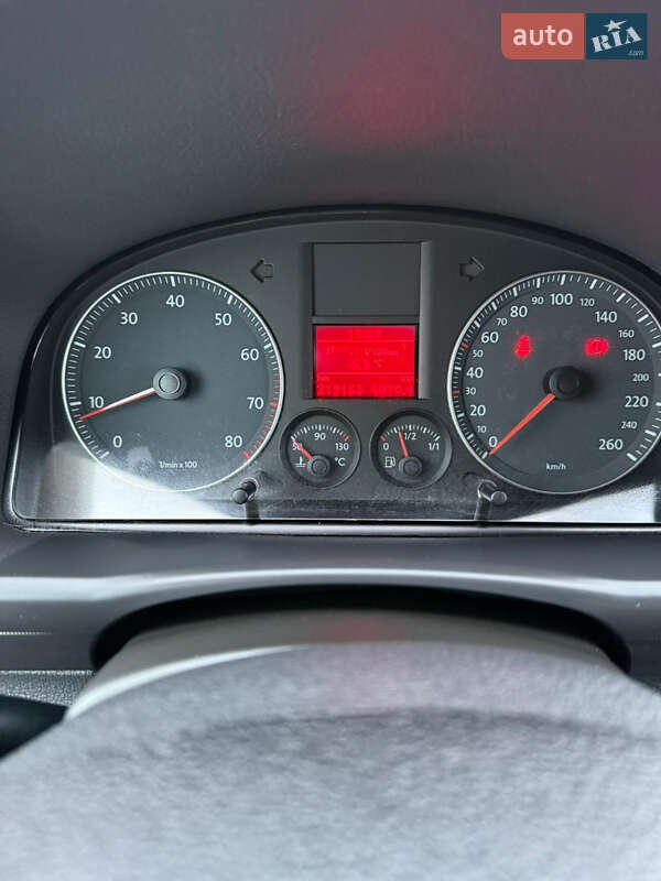 Минивэн Volkswagen Touran 2008 в Виннице