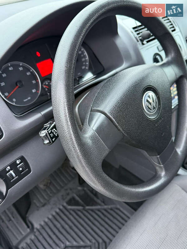 Минивэн Volkswagen Touran 2008 в Виннице