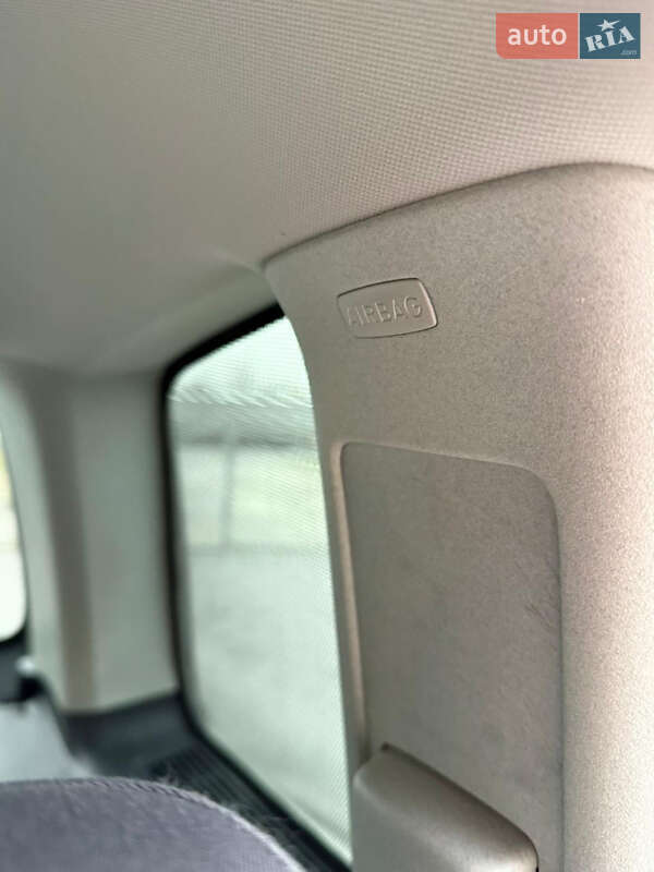 Минивэн Volkswagen Touran 2008 в Виннице