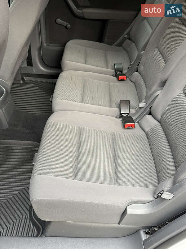 Минивэн Volkswagen Touran 2008 в Виннице