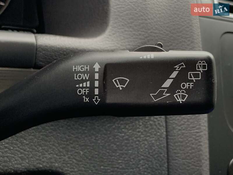 Мінівен Volkswagen Touran 2011 в Бердичеві