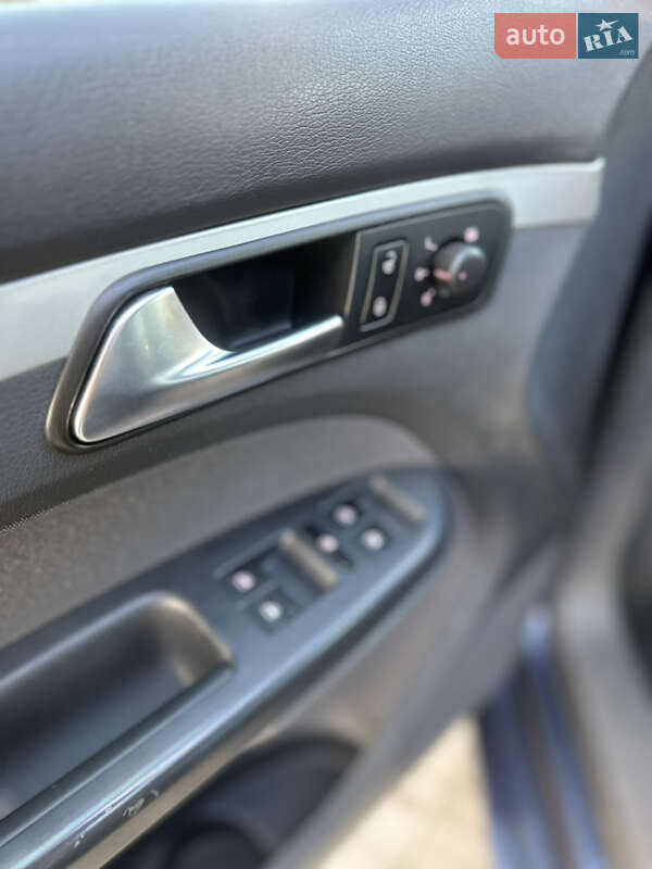 Минивэн Volkswagen Touran 2014 в Ровно