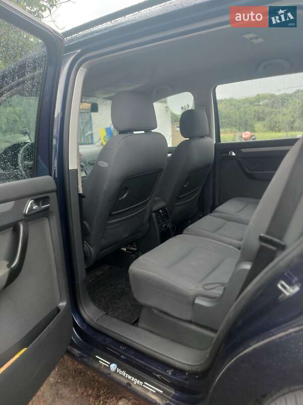 Минивэн Volkswagen Touran 2003 в Кропивницком фото 5 Минивэн Volkswagen Touran 2003 в Кропивницком